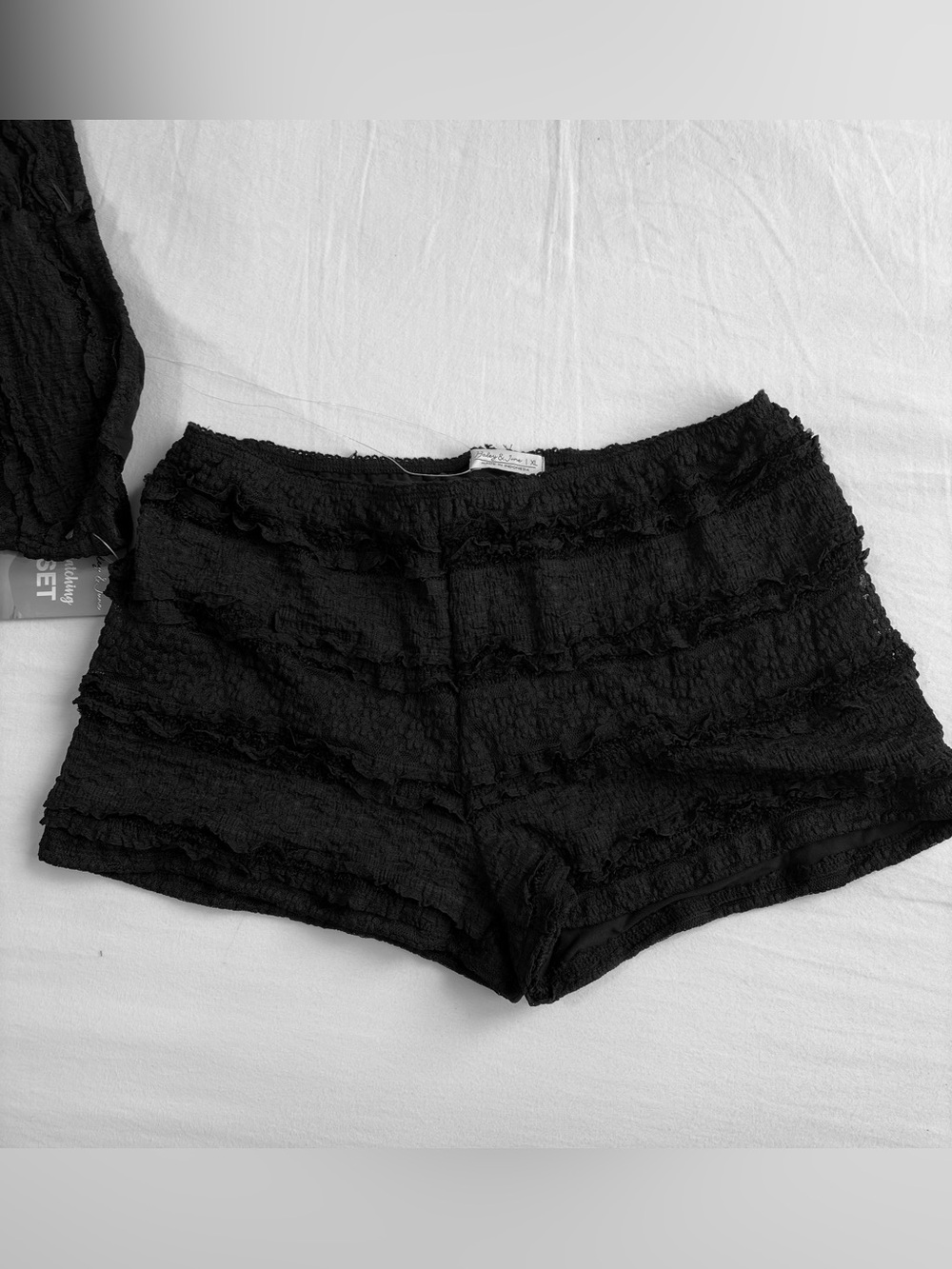 Haley & June NWT Black Women's Textured Ruffle Shorts & Sleeveless Top
